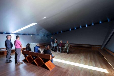 Pirámide invertida. Arquitectura religiosa | bernardo rodrigues3 2
