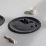 Black Mountain Plate. Terrain Vague. Brussels Design September. Diseño belga | black mountain plate