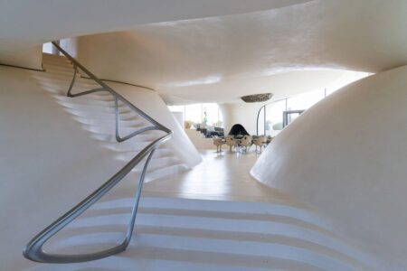 space age, Blue Dream, East Hampton, casa retrofuturista, Diller Scofidio + Renfro | blue dream2
