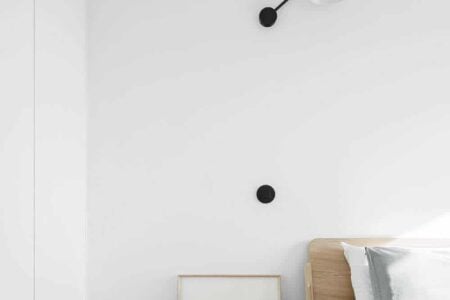 arquitectura portuguesa. Casa NaMora. Filipe Pina + David Bilo | casa na mora na guarda com arquitectura filipe pina arquitectura 12