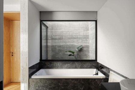 arquitectura portuguesa. Casa NaMora. Filipe Pina + David Bilo | casa na mora na guarda com arquitectura filipe pina arquitectura 22