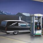 Gasoline is White. Juan Cuéllar. My name's Lolita Art. Urvanity. Feria de arte contemporáneo | cu411_juan_cuellar_gasoline_is_white_ _last_trip_oleo_sobre_lienzo_40_x_50_cm
