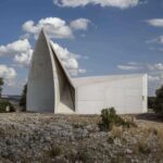 Capilla Sierra La Villa. Capilla moderna de Sancho Madridejos | capilla_sierra_la villa sancho_madridejos hisao_suzuki roomdisenocapilla_sierra_la villa sancho_madridejos hisao_suzuki roomdiseno6