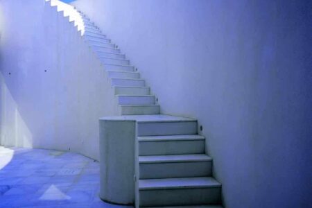 Casa de Retiro Espiritual. Sevilla, España. Emilio Ambasz. Arquitectura verde. Arquitectura sostenible | casa_retiro_espiritual emilio_ambasz roomdiseno10