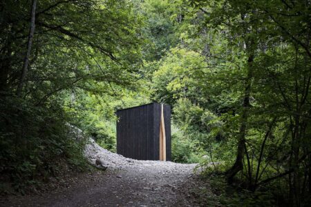 Chapel of Tears. Atelier Poem. Foto: David Foessel. Proyectos de microarquitectura y land art | chapel_of_tears atelier_poem roomdiseno 2