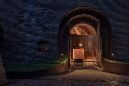 Artista chino. ladrillo rojo. Cheng Chung Design. Luo Xu | cheng chung design roomdiseno14