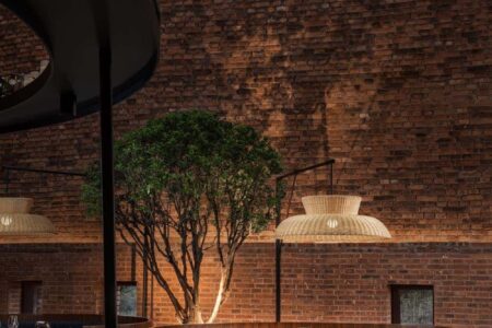 Artista chino. ladrillo rojo. Cheng Chung Design. Luo Xu | cheng chung design roomdiseno19