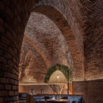 Artista chino. ladrillo rojo. Cheng Chung Design. Luo Xu | cheng chung design roomdiseno7