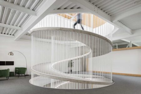 oficinas compartidas. Paulo Merlini Arquitectos. E goi. Clavel Kitchen | escritorios e goi em matosinhos do atelier de arquitectura paulo 22