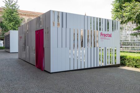Fractal. Studio Layer. Deutsche Telekom. Fuorisalone. Interni. Milan Design Week 2022 | deutsche telekom design_slv_011