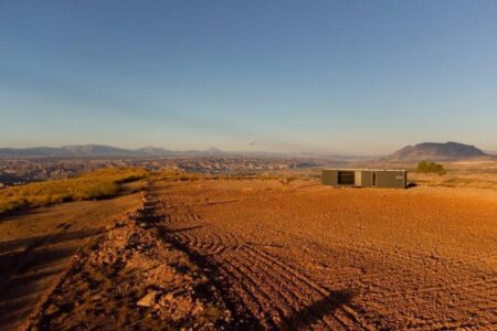 Hotel cápsula. desierto de Gorafe. District Hive. Moho Arquitectos | district hive roomdiseno29