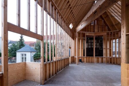 Diptych Pavilion. Pabellón de madera. Jon Lott. Trienal de brujas | diptych_pavilion iwan_baan roomdiseno13