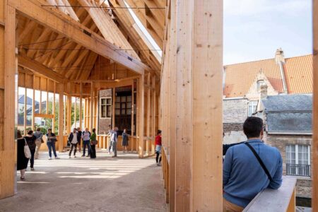 Diptych Pavilion. Pabellón de madera. Jon Lott. Trienal de brujas | diptych_pavilion iwan_baan roomdiseno5