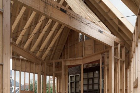 Diptych Pavilion. Pabellón de madera. Jon Lott. Trienal de brujas | diptych_pavilion stijn_bollaert roomdiseno3