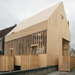 Diptych Pavilion. Pabellón de madera. Jon Lott. Trienal de brujas | diptych_pavilion stijn_bollaert roomdiseno5