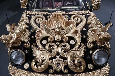 Joana Vasconcelos, MAAT | drag race1