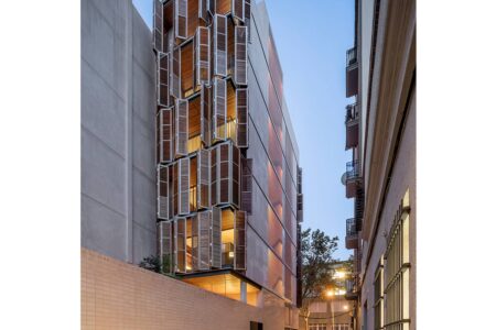 Edificio de viviendas para 4 amigos. Lussi + Partners AG Lola Domenech | edificio de vioviendas para 4 amigos lussipartners ag lola domenech