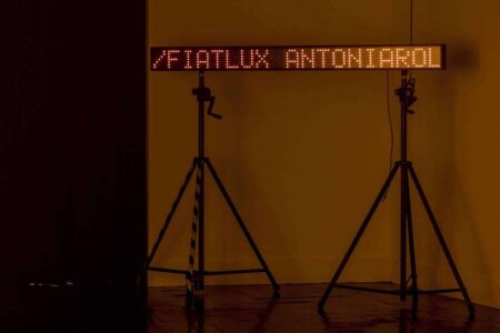 FIAT LUX.3. Antoni Arola. Madrid Design Festival 2022. Centro Cultural de la Villa Fernán-Gómez | fiat_lux antoni_arola simon roomdiseno15
