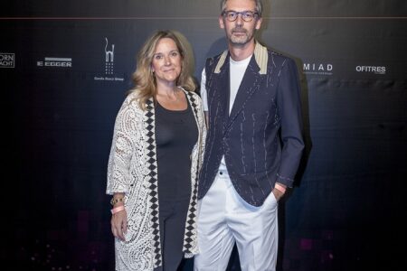 Cristina Colonques (Porcelanosa) con JM Ferrero (Estudi{H}ac) | fiesta_10a_room49