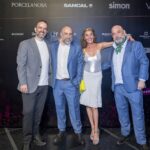 Juan Antonio Moya y Natalia García (Mazda) con Antonio Jesús Luna y Emerio Arena | fiesta_10a_room50