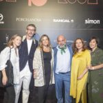 Claudia Rodríguez, José Manuel Ferrero (estudi{H}ac), Cristina Colonques (Porcelanosa), Emerio Arena (ROOM Diseño), Rosana García Velázquez (Havas Media) y Gloria Escribano (Dimad) | fiesta_10a_room69