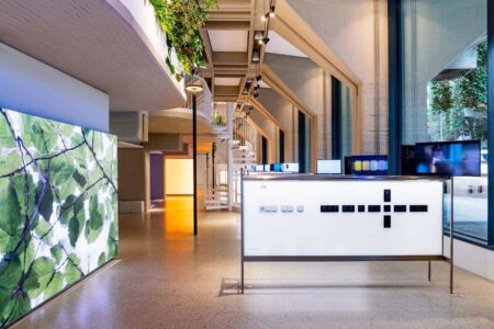 Showroom Simon Electric Madrid. Edificio de Fernando HIgueras. | showroom simon madrid 2022 2