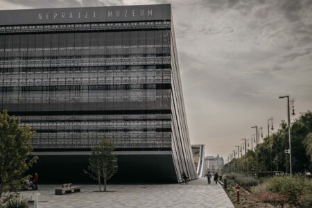Museo Etnográfico de Budapest, plaza pública, Napur Architects | foto_inczelaszlo_nm15