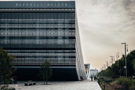 Museo Etnográfico de Budapest, plaza pública, Napur Architects | foto_inczelaszlo_nm17