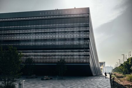 Museo Etnográfico de Budapest, plaza pública, Napur Architects | foto_inczelaszlo_nm20