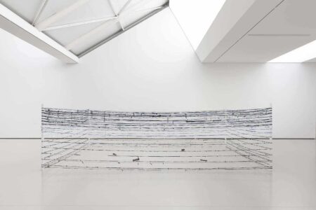 Learning to Be. Vista instalación. @ Antony Gormley. SCHAUWERK Sindelfingen | gormley_room_1980_cantonygormley