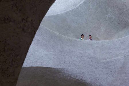 Museo Americano de Historia Natural, Jeanne Gang, Richard Gilder Center, Manhattan | gildercenter_lookinguptofourthfloorbridge_ciwan baan
