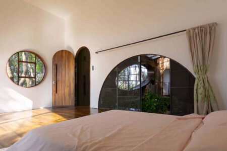 Tree House by the Lake. H2 | h2 18