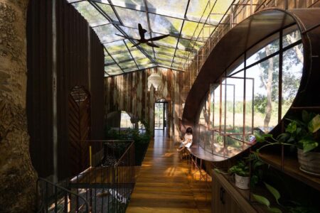 Tree House by the Lake. H2 | h2 8