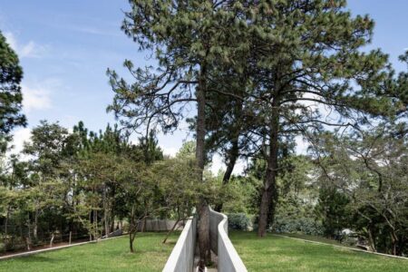 Casa cueva. Casa enterrada. HW Studio | hw studio roomdiseno1