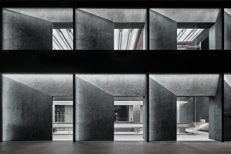 Agujeros negros. Haydon Beauty. Tomshi and Associates | haydon
