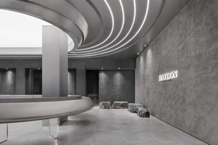 Agujeros negros. Haydon Beauty. Tomshi and Associates | haydon5