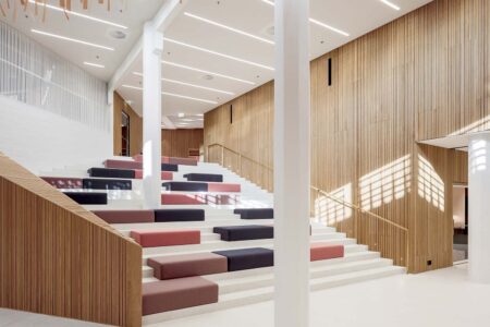 Kirkkonummi Library. JKMM Architects. Arquitectura nórdica | jkmm arkkitehdit 20201001 kirkkonummen kirjasto 2