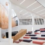Kirkkonummi Library. JKMM Architects. Biblioteca contemporánea | jkmm arkkitehdit 20201001 kirkkonummen kirjasto 7