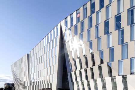 OP Bank Headquarters. JKMM Architects. Arquitectura nórdica | jkmm architects op bank headquarters tuomasuusheimo 8