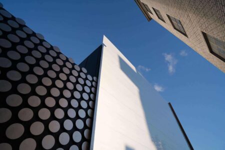 Dance House. caja escénica. JKMM Architects | jkmm architects tanssin talo peter vuorenrinne 24
