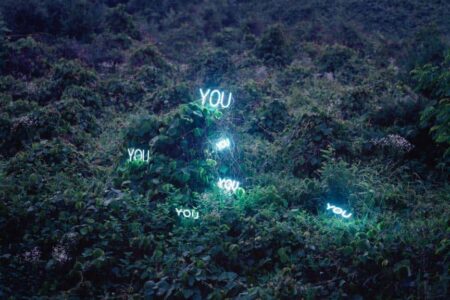 artista coreana. Jung Lee. Neon Art. Frases en neon | jung lee roomdiseno5