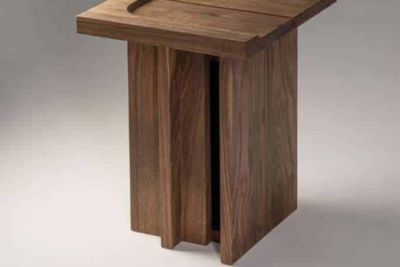 Kahn Stool. Sanna Völker. Inferences. Diseño contemporáneo en el Madrid Design Festival 2022. Il·lacions | kahn_sanna vo%cc%88lker