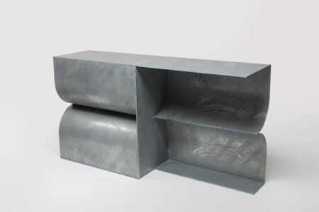 Kelly Console. Christopher Stuart. Diseñador americano | kellyconsole_angle_1