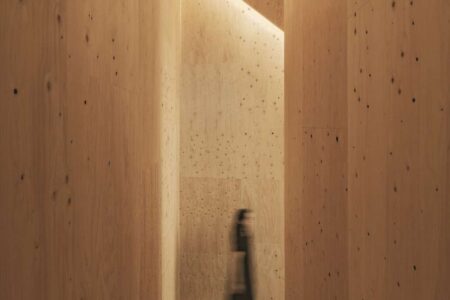 Kengo Kuma. triángulo irregular. arquitectura imposible. centro de artes | kengo kuma7 2