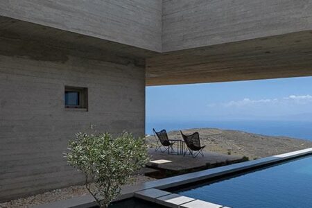 Casa con piscina. islas griegas. arquitectura y paisaje | lap pool house roomdiseno9