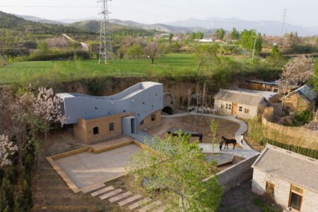 Atelier Xi. edificio de hormigón | library_in_ruins__zhang_chao_1