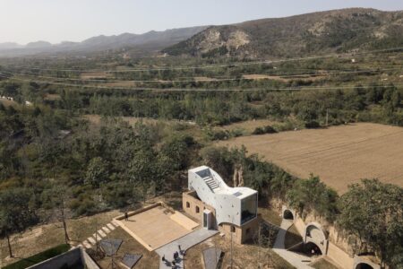Atelier Xi. edificio de hormigón | library_in_ruins__zhang_chao_21