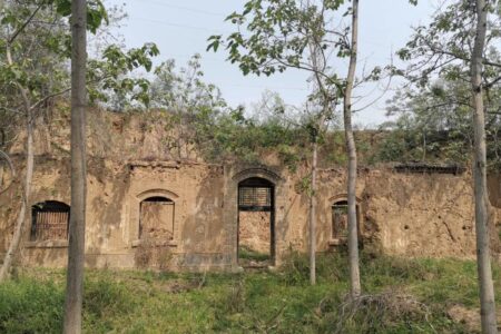 Atelier Xi. edificio de hormigón | library_in_ruins__zhang_chao_23