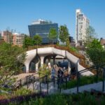 Little Island. Heatherwick Studio. Arquitectura en Nueva York. Paisajismo urbano | little_island heatherwick_studio timothy_schenck roomdiseno2