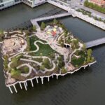 Little Island. Heatherwick Studio. Arquitectura en Nueva York. Paisajismo urbano | little_island heatherwick_studio timothy_schenck roomdiseno23